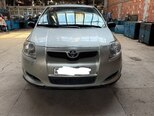 Toyota Auris-1