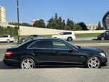 Mercedes E 220-4