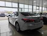 Toyota Camry-5