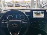 Toyota Camry-12