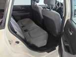 Nissan Wingroad-11