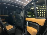 Land Rover Defender-8