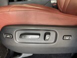 Lexus LX 450d-13
