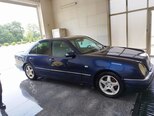 Mercedes E 240-2