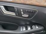 Mercedes E 250 4MATIC-6