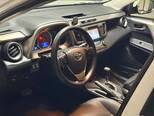 Toyota RAV4-14