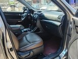 Kia Sorento-12