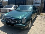 Mercedes E 220-2