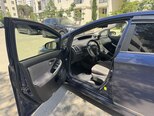 Toyota Prius-10