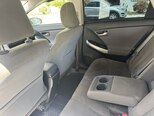 Toyota Prius-11