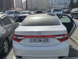 Hyundai Azera-5