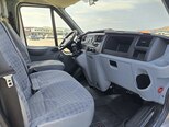 Ford Transit-5