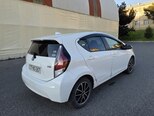 Toyota Aqua-2