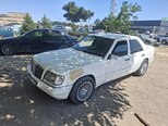 Mercedes 220 E-1