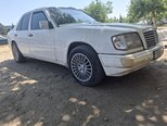 Mercedes 220 E-2