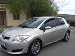 Toyota Auris-7