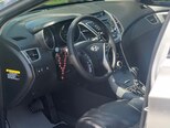 Hyundai Elantra-10