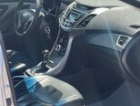 Hyundai Elantra-13