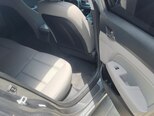 Hyundai Elantra-12