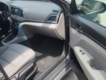 Hyundai Elantra-11