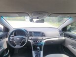 Hyundai Elantra-13