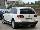 Volkswagen Touareg-10