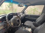 Mitsubishi Pajero-5