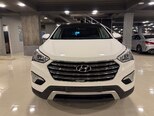 Hyundai Grand Santa Fe-1