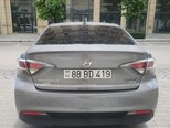 Hyundai Sonata-5