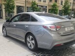 Hyundai Sonata-4
