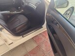 Mercedes E 240-11