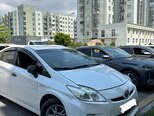 Toyota Prius-3
