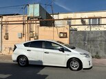 Toyota Prius-8