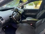 Toyota Prius-5