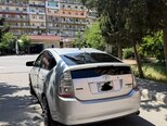 Toyota Prius-4