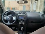 Nissan March-8