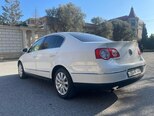 Volkswagen Passat-4