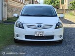 Toyota Auris-1