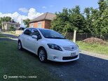Toyota Auris-12