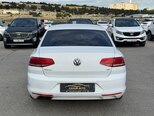 Volkswagen Passat-7