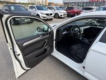 Volkswagen Passat-12
