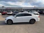 Volkswagen Passat-5