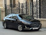 Hyundai Sonata-2