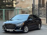 Hyundai Sonata-4