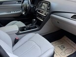 Hyundai Sonata-20
