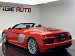 Audi R8-7