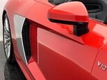 Audi R8-5