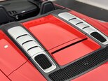 Audi R8-9