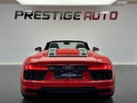 Audi R8-6