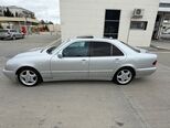 Mercedes E 240-5